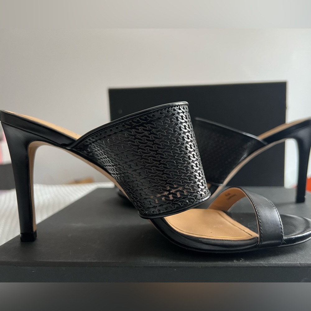 Enzo Angelini wide band sandal shoe